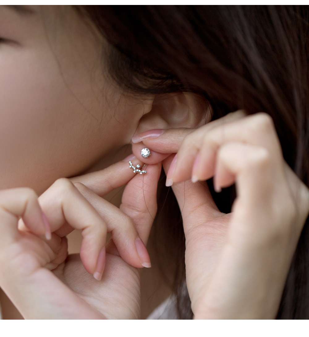 다이아몬드 귀걸이 상세페이지